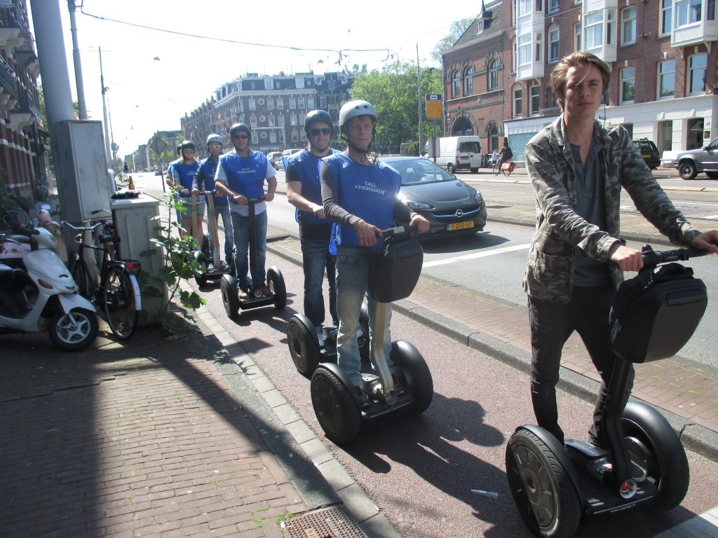 axiwi-communicatie-systeem-rondleiding-segway-groep