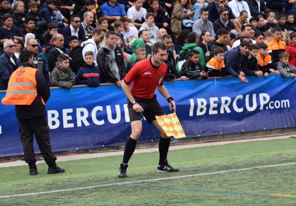 axiwi-referee-academy-voetbal-scheidsrechters-ibercup-cascais-2019-finale-assistent